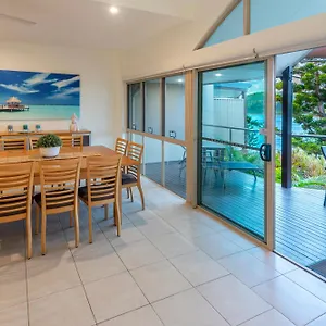 https://cooinda-gardens.queenslandhotels.net